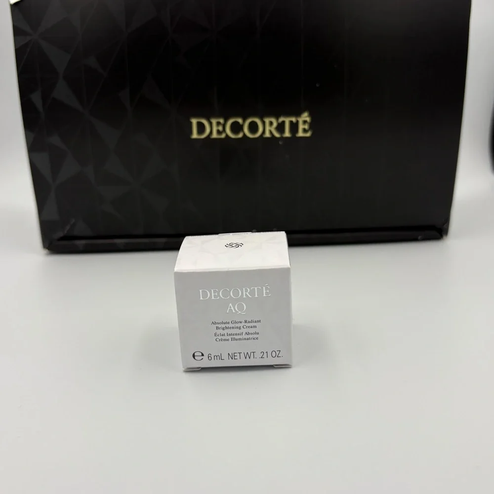 AQ Absolute Glow-Radiant Brightening Cream 6ml-.21oz